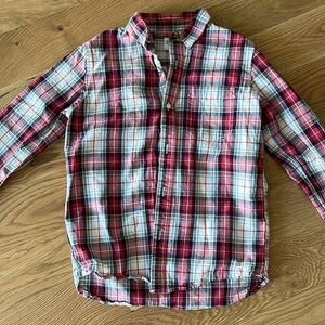 Gap plaid shirt. Worn once. Size Medium.